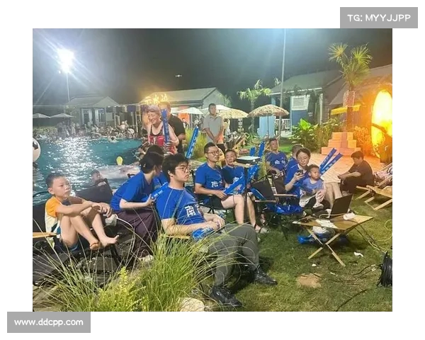 球迷狂欢:与偶像近距离互动,共享激情体验 球迷狂欢:与偶像近距离互动,共享激情体验