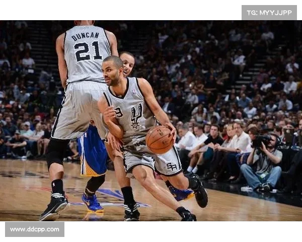 NBA挡拆配合技巧解析与战术演变探讨 NBA挡拆配合技巧解析与战术演变探讨