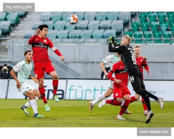 德甲最新赛季战况分析：顶级球队竞技状态及潜力新星崛起